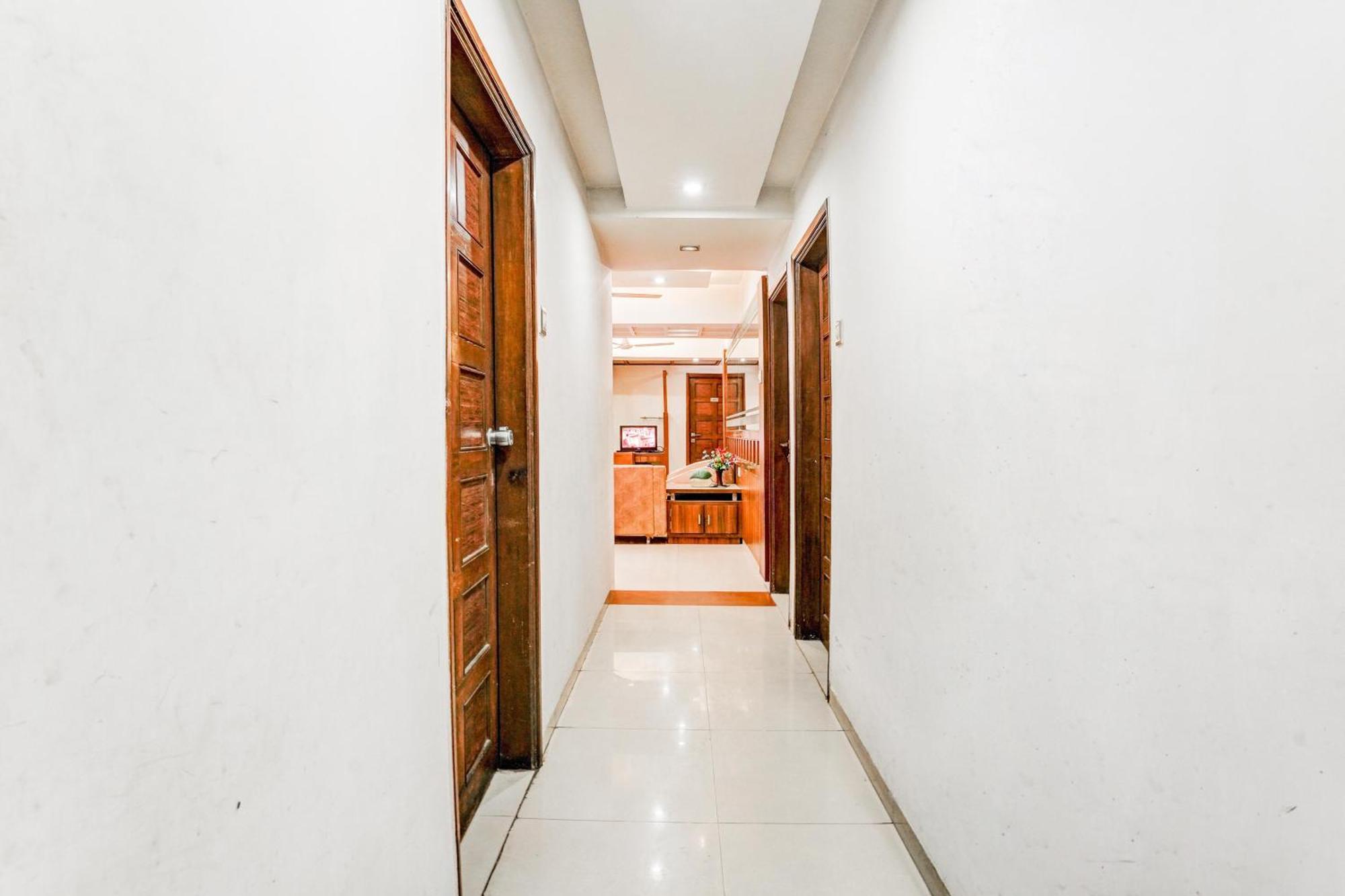 Hotel O Shanti Sadan アーメダバード エクステリア 写真