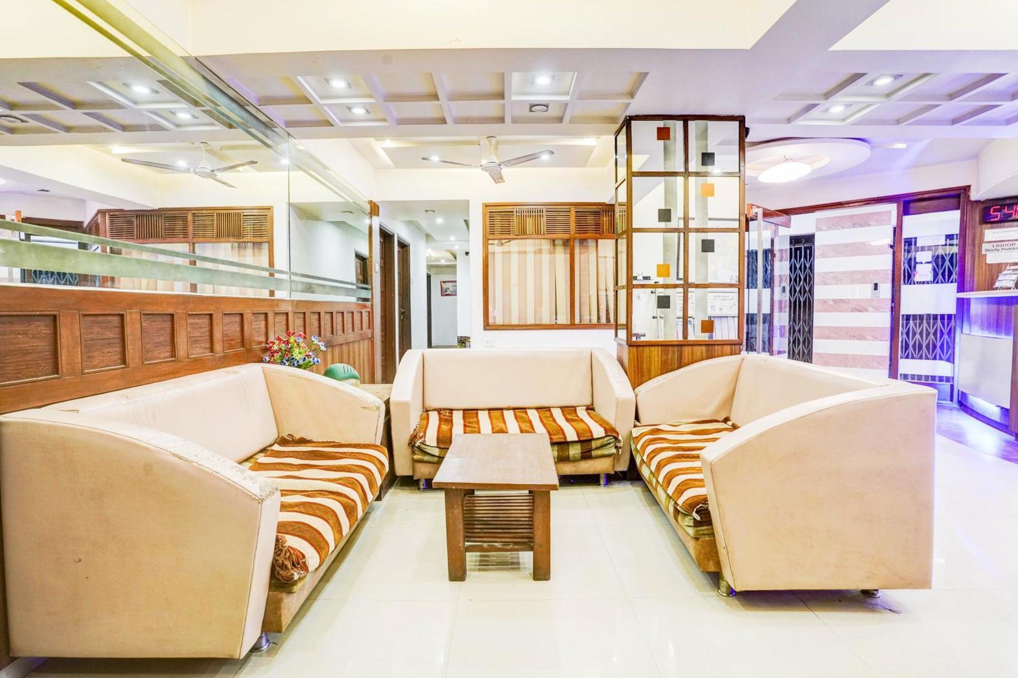 Hotel O Shanti Sadan アーメダバード エクステリア 写真